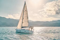 Dufour 390 Grand Large in Lefkada / D-Marin Marina Lefkas thumbnail 14