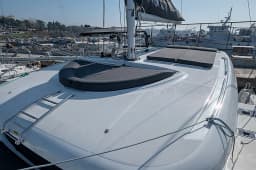 Lagoon 40 in Lefkada / D-Marin Marina Lefkas thumbnail 9