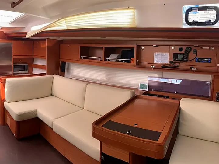 Dufour 56 Exclusive in Sicily / Marsala Marina - Photo 4