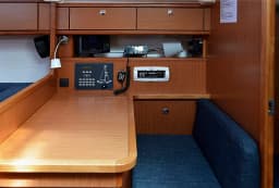Bavaria Cruiser 41 in Athens / Alimos Marina thumbnail 10