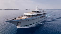 Motoryacht in Split / ACI Marina Split thumbnail 6