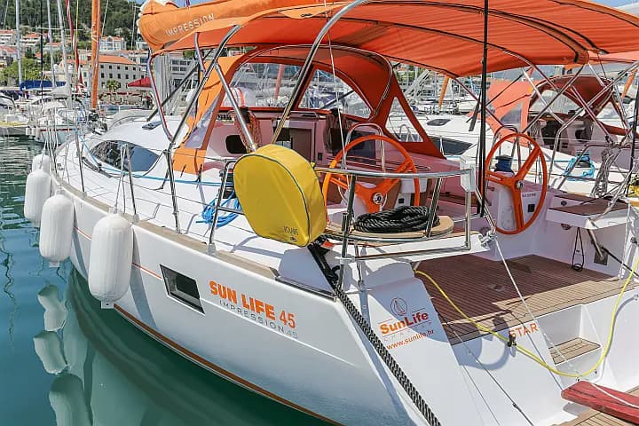 Elan Impression 45 in Split / ACI Marina Split - Photo 3