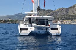 Lagoon 42 in Sicily / Palermo / Marina Villa Igiea thumbnail 7