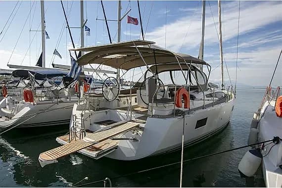 Jeanneau 54 in Paros / Piso Livadi Port - image 1