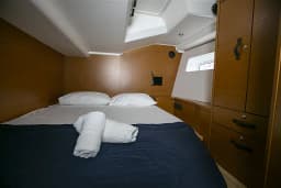 Jeanneau 54 in Paros / Piso Livadi Port thumbnail 21