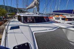 Lucia 40 in Marmaris Yacht Marina thumbnail 14