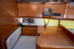 Oceanis 40 in Marmaris Yacht Marina thumbnail 12