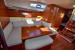 Oceanis 40 in Marmaris Yacht Marina thumbnail 14