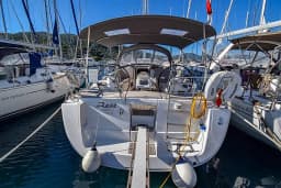 Oceanis 40 in Marmaris Yacht Marina thumbnail 22