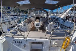 Oceanis 40 in Marmaris Yacht Marina thumbnail 5