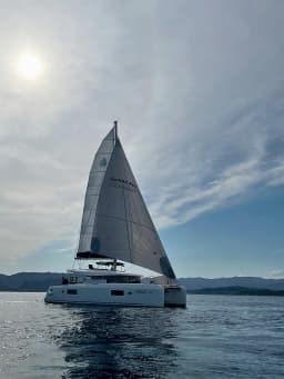 Lagoon 42 in Piombino / Marina Arcipelago Toscano thumbnail 7
