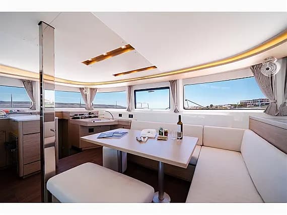 Lagoon 46 in Skiathos - Photo 3