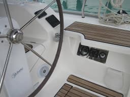 Bavaria Cruiser 41 in Sicily / Capo d'Orlando Marina thumbnail 14