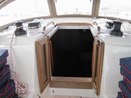 Bavaria Cruiser 41 in Sicily / Capo d'Orlando Marina thumbnail 17