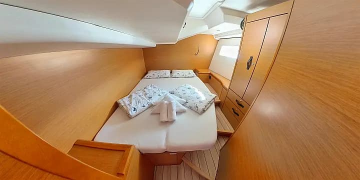 Jeanneau 54 in Pirovac / Marina Pirovac - Photo 5