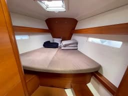 Dufour 410 Grand Large in Athens / Alimos Marina thumbnail 11