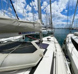 Dufour 410 Grand Large in Athens / Alimos Marina thumbnail 8