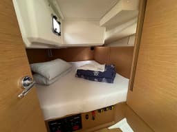 Sun Odyssey 440 in Sukošan / D-Marin Dalmacija Marina thumbnail 13