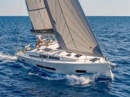Hanse 410 in Sicily / Capo d'Orlando Marina thumbnail 6