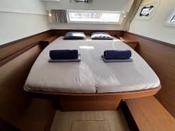 Lagoon 42 in Ibiza / Marina Port Ibiza thumbnail 8