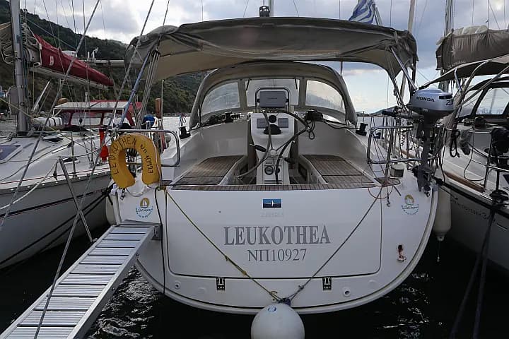 Bavaria Cruiser 36 in Skopelos / Loutraki Harbour - Photo 4