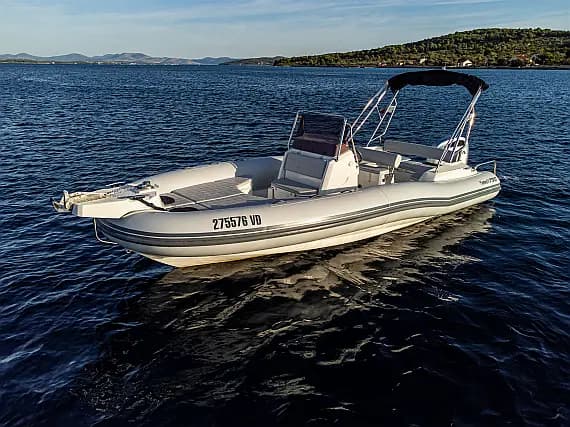 Marlin 790 Dynamic in Vodice / Port of Vodice - Photo 1
