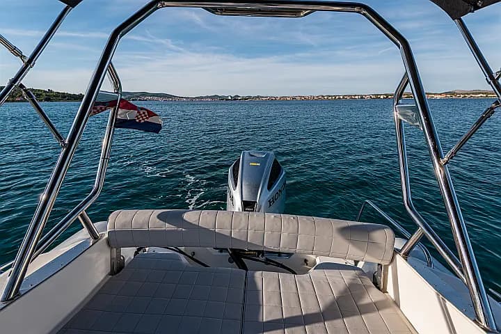 Marlin 790 Dynamic in Vodice / Port of Vodice - Photo 4
