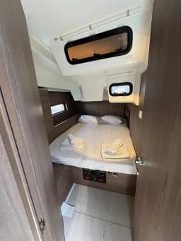 Oceanis 47 in Athens / Alimos Marina thumbnail 13