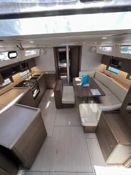 Oceanis 47 in Athens / Alimos Marina thumbnail 8