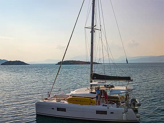 Lagoon 42 in Lavrion / Olympic Marina - Photo 1