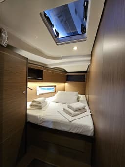 Oceanis 46.1 in Rhodes New Marina thumbnail 6