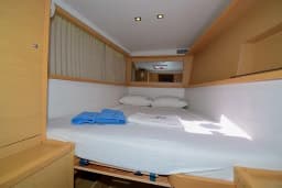 Lagoon 450 in Marmaris Yacht Marina thumbnail 74