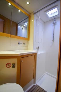 Lagoon 450 in Marmaris Yacht Marina thumbnail 83