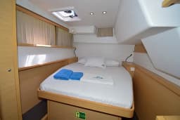 Lagoon 450 in Marmaris Yacht Marina thumbnail 85