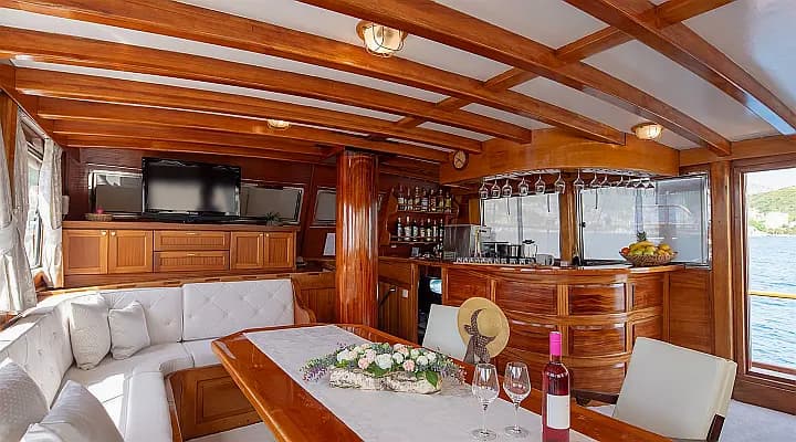 Gulet in Split / ACI Marina Split - Photo 4
