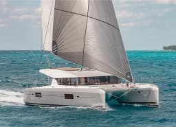 Lagoon 42 in Skiathos thumbnail 3