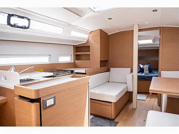 Sun Odyssey 410 in Tenerife / Las Galletas / Marina del Sur - Photo 3