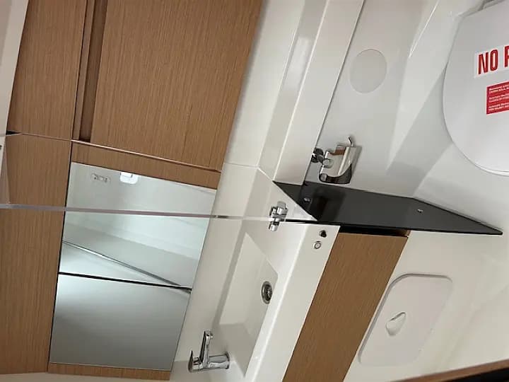 Sun Odyssey 410 in Tenerife / Las Galletas / Marina del Sur - Photo 4