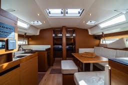 Sun Odyssey 490 in Sardinia / Portisco / Marina di Portisco thumbnail 11