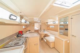 Oceanis 41.1 in Athens / Alimos Marina thumbnail 11