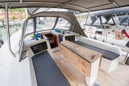 Dufour 41 in Skradin / ACI Marina Skradin thumbnail 9