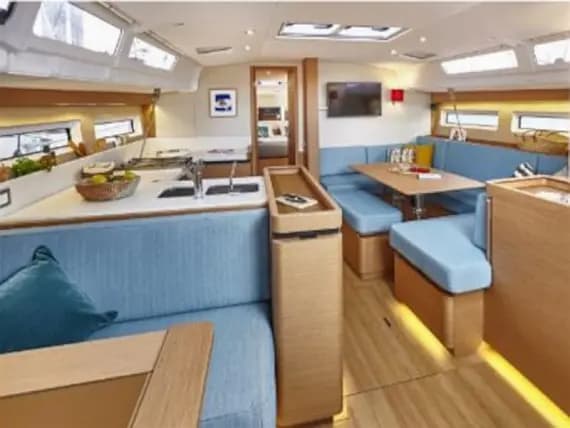 Sun Odyssey 490 in Skiathos - Photo 3