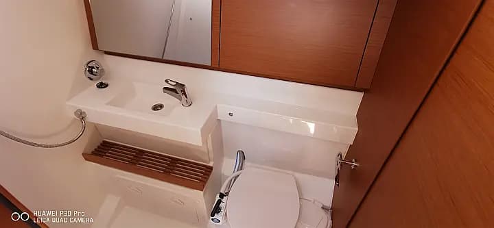 Sun Odyssey 490 in Skiathos - Photo 4