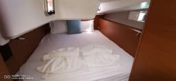 Sun Odyssey 490 in Skiathos thumbnail 4