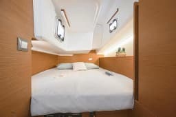 Sun Odyssey 380 in Marmaris / Albatros Marina thumbnail 6