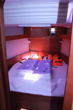 Dufour 430 in Dubrovnik / ACI Marina Dubrovnik thumbnail 16