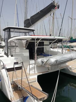 Lagoon 42 in Athens / Alimos Marina thumbnail 11