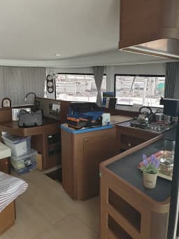 Lagoon 42 in Athens / Alimos Marina thumbnail 12