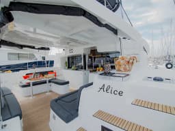 Lagoon 46 in Athens / Alimos Marina thumbnail 19