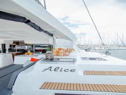 Lagoon 46 in Athens / Alimos Marina thumbnail 22